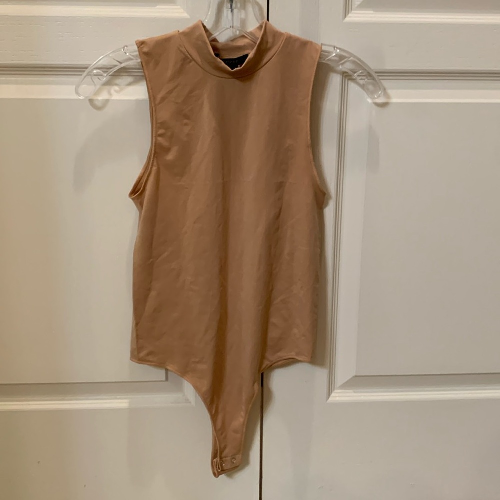 Forever 21 Bodysuit M